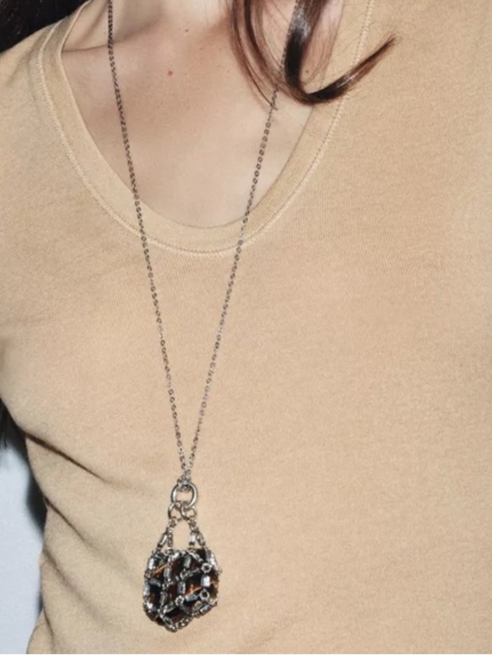 Zara Stone Jewel Sack Necklace NWT
Zara Ref: 1011/291/808
